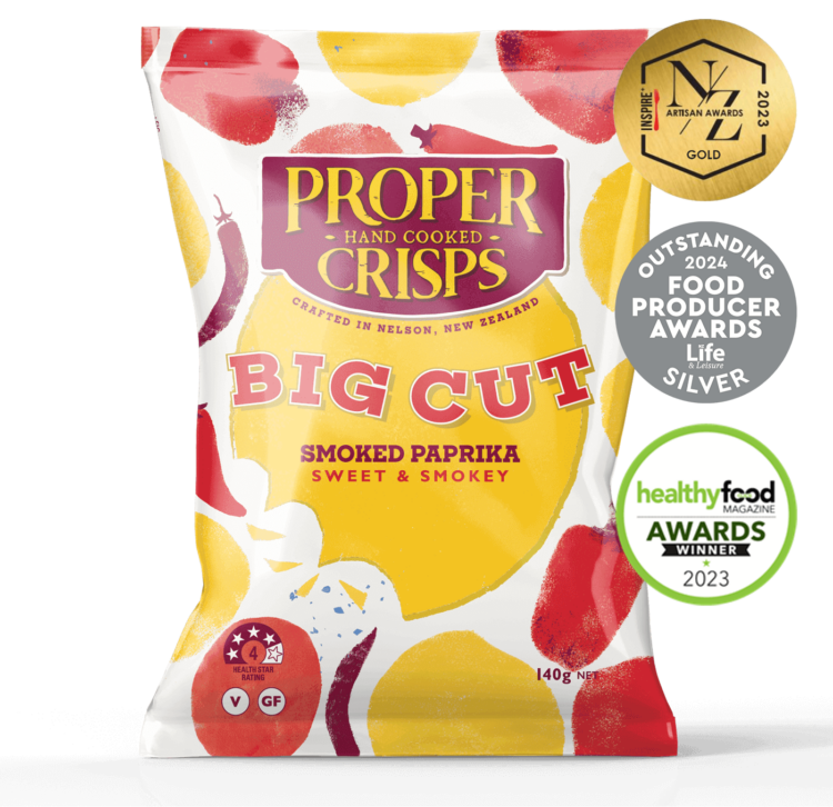 front image of big cut smoke paprika with 3 awards sitting on the right side of the product inspire new zealand artisan awards 2023 gold outstanding 2024 food producer awards silver healthy food magazine awards winner 2023