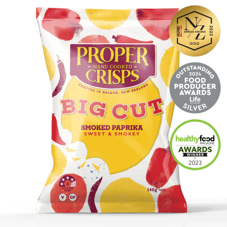 front image of big cut smoke paprika with 3 awards sitting on the right side of the product inspire new zealand artisan awards 2023 gold outstanding 2024 food producer awards silver healthy food magazine awards winner 2023